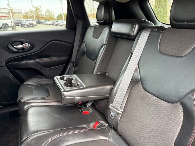Used 2016 Jeep Cherokee Trailhawk image 17