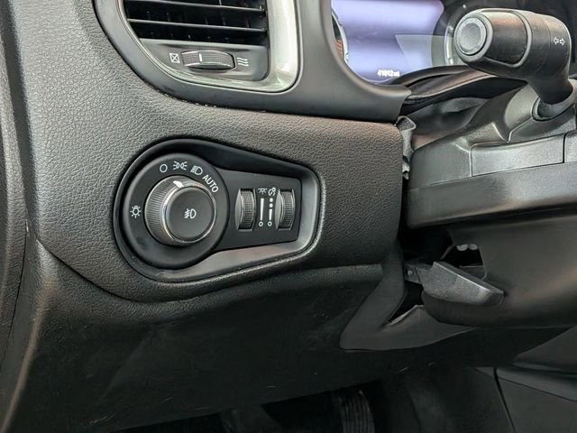 Used 2020 Jeep Renegade Limited w/ Advanced Technology Group image 13