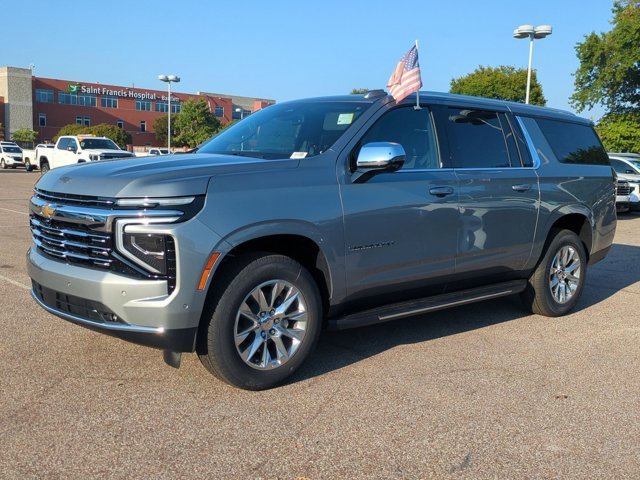 New 2026 Chevrolet Suburban Premier image 1