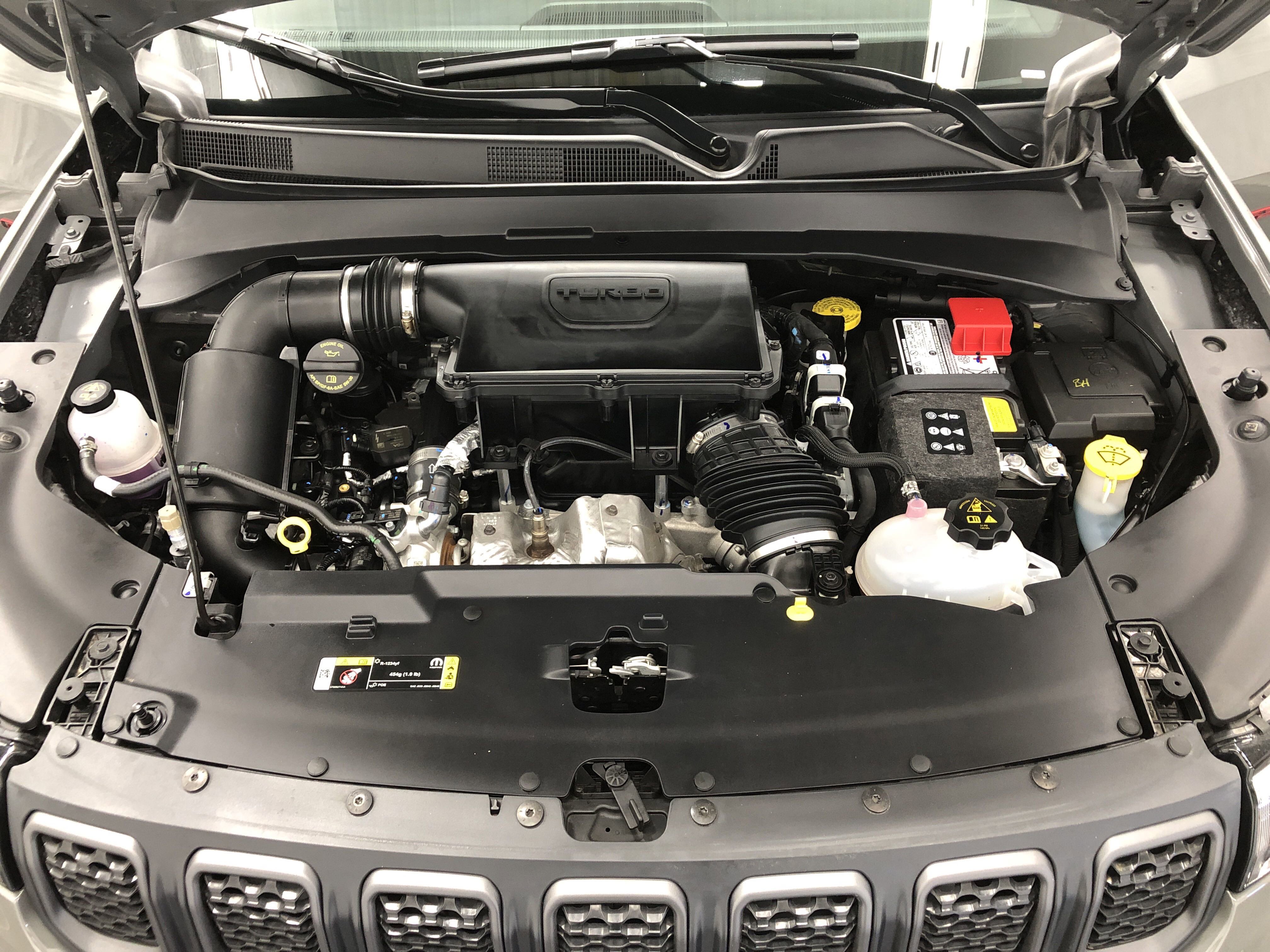 Used 2023 Jeep Compass Trailhawk w/ Trailhawk Elite Group AWD/4WD image 6
