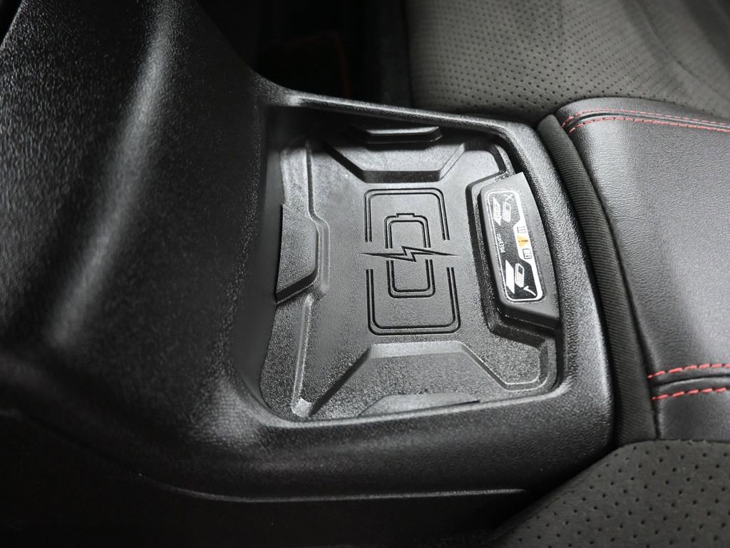 Used 2019 Chevrolet Camaro ZL1 w/ LPO, ZL1 Protection Package RWD image 34