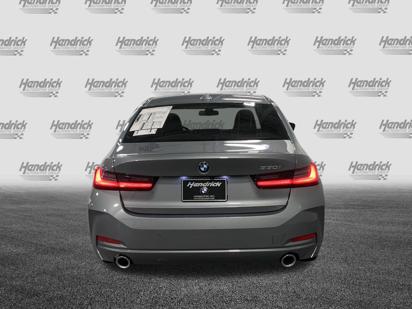 Certified 2025 BMW 330i Sedan w/ Premium Package RWD image 7