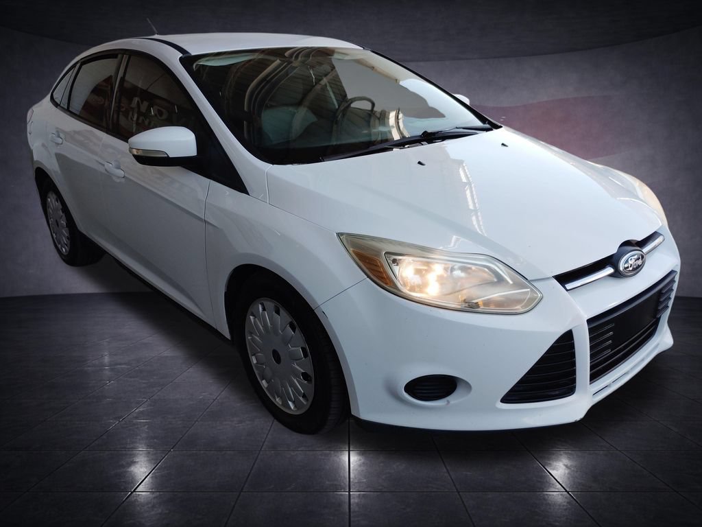Used 2013 Ford Focus SE FWD image 7
