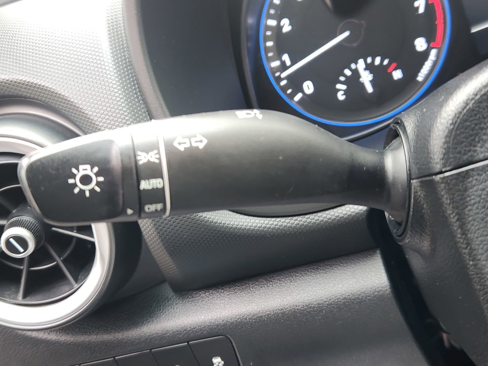 Certified 2023 Hyundai Kona SEL image 39