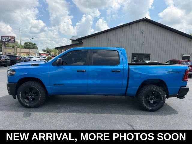 Used 2025 RAM 1500 Warlock AWD/4WD image 2