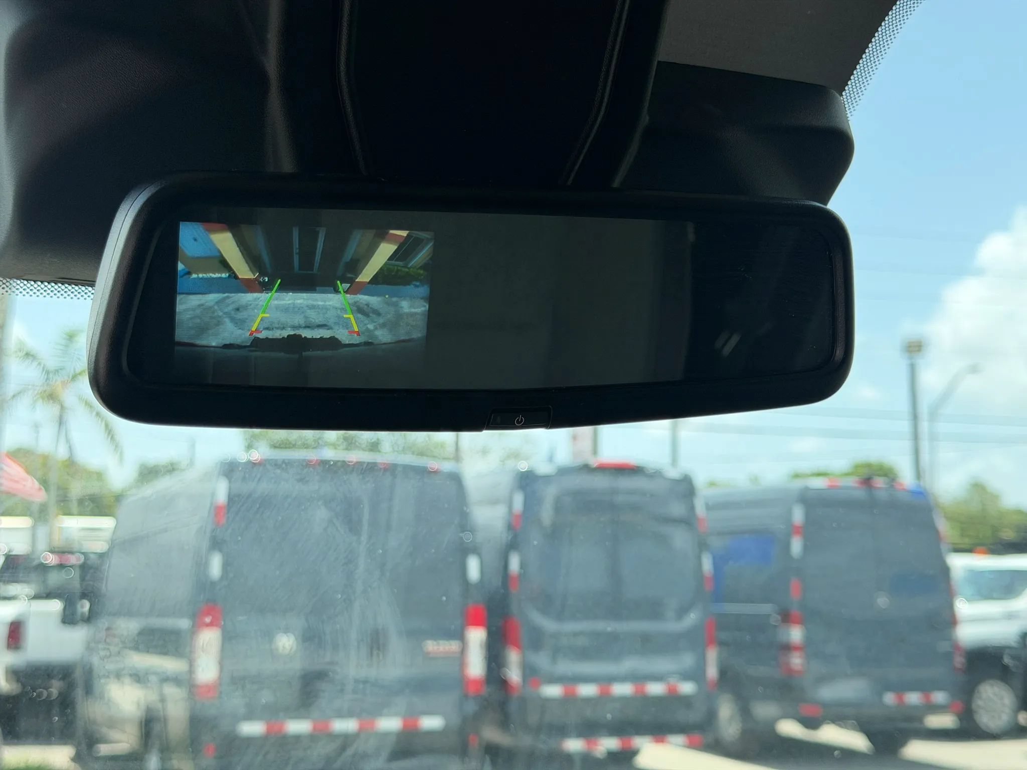 Used 2025 RAM ProMaster 2500 w/ U-Haul Equipment Group FWD image 16
