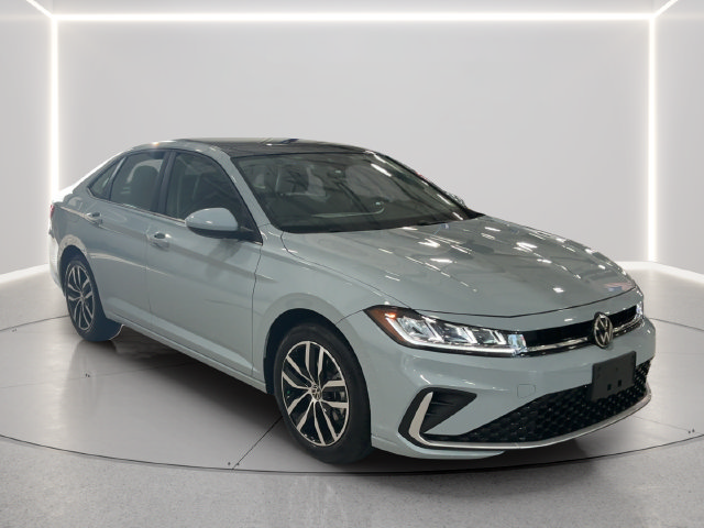 New 2027 Volkswagen Jetta SE FWD image 8
