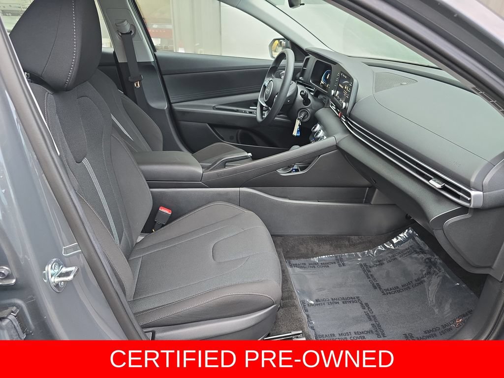 Certified 2026 Hyundai Elantra SE FWD image 10