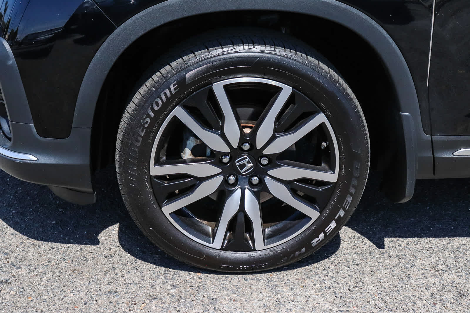 Used 2019 Honda Pilot Elite image 16