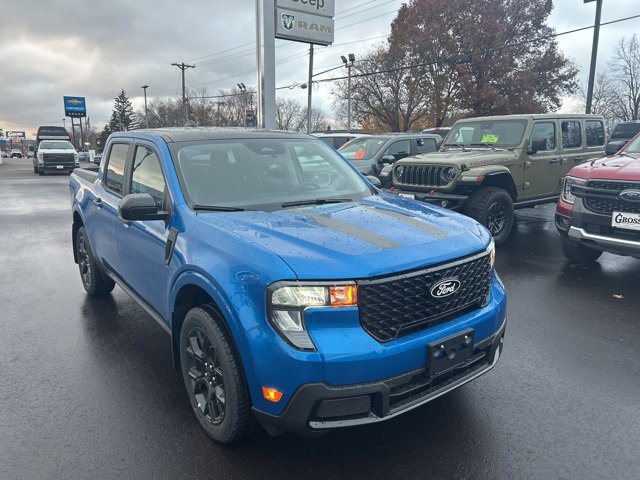 New 2025 Ford Maverick XLT w/ XLT Luxury Package image 2