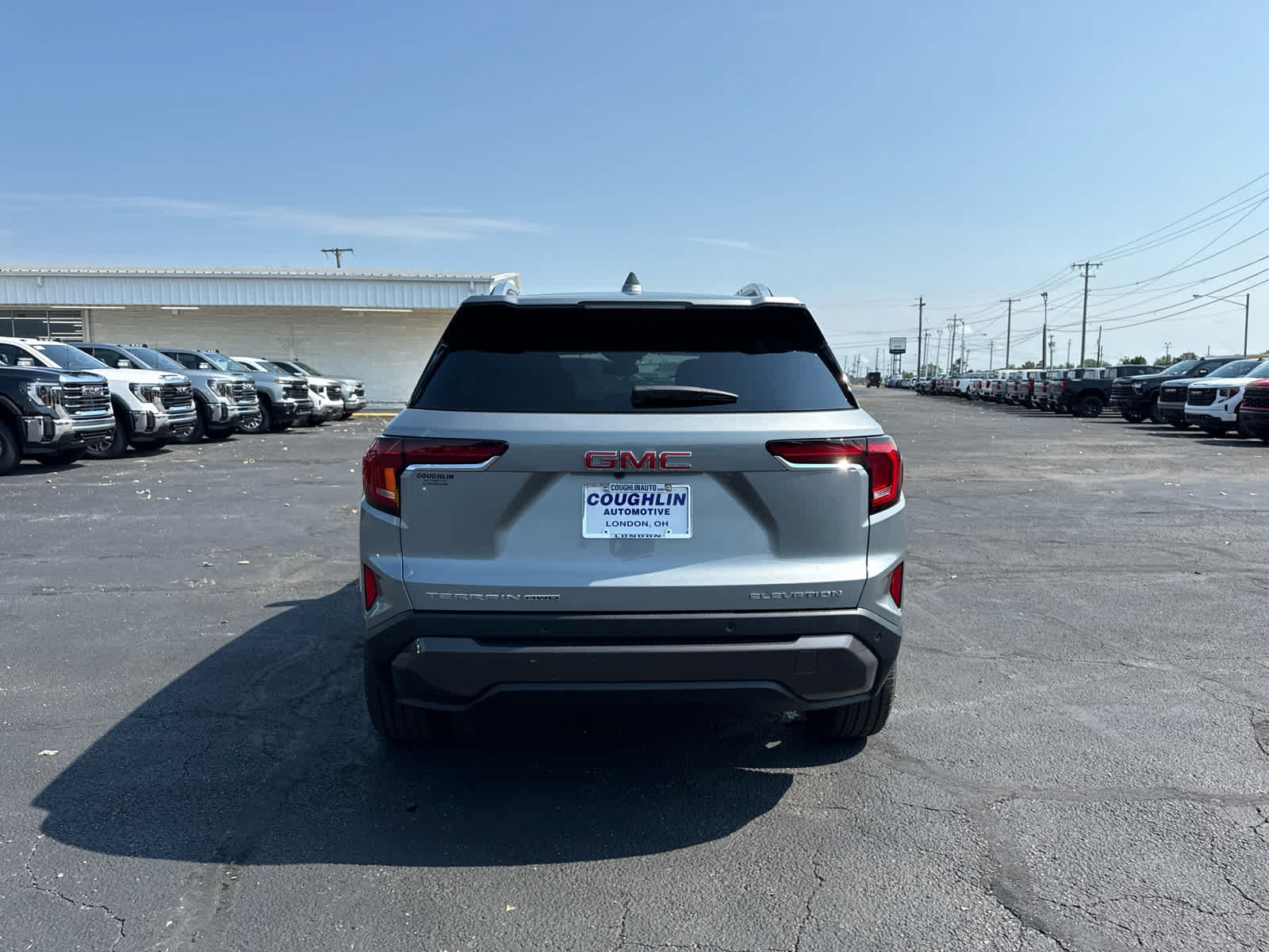 New 2027 GMC Terrain Elevation w/ Elevation Premium Package AWD/4WD image 4