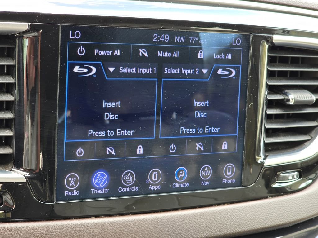 Used 2017 Chrysler Pacifica Touring-L Plus image 40