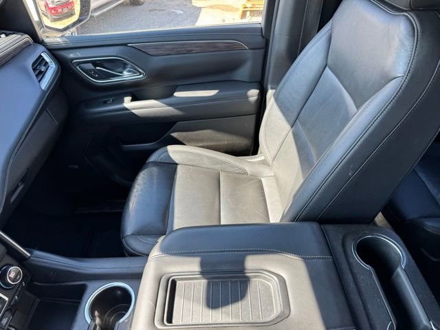 Used 2021 Chevrolet Tahoe Z71 w/ Luxury Package AWD/4WD image 20