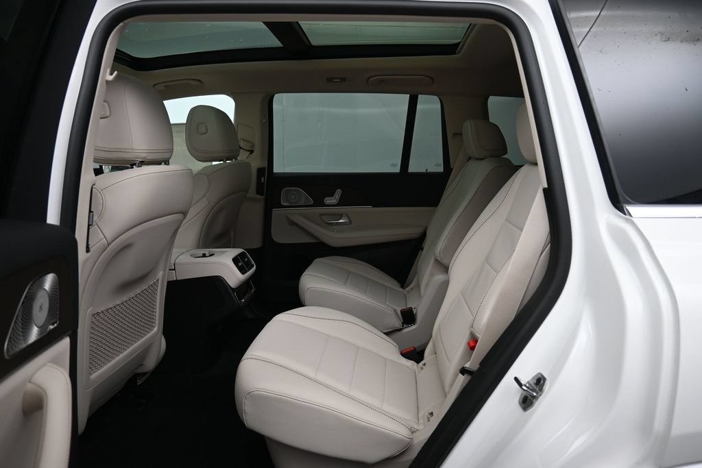 New 2027 Mercedes-Benz GLS 450 4MATIC image 21