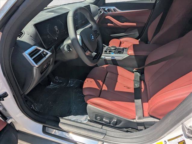 Used 2025 BMW i4 eDrive40 image 17