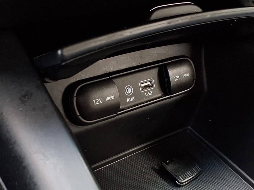 Used 2019 Kia Sorento LX image 10