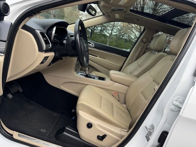 Used 2022 Jeep Grand Cherokee Limited w/ Tech Group image 15