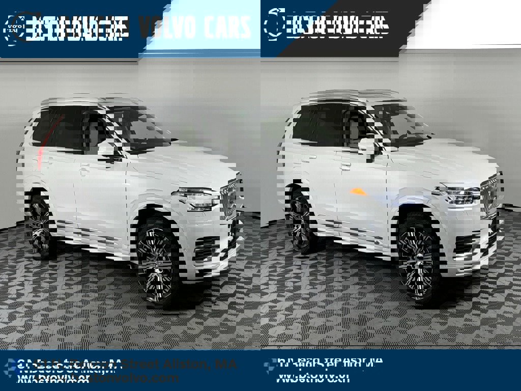 New 2025 Volvo XC90 B6 Plus w/ Protection Package Premier