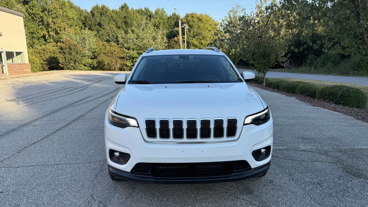 Used 2019 Jeep Cherokee Latitude Plus image 2