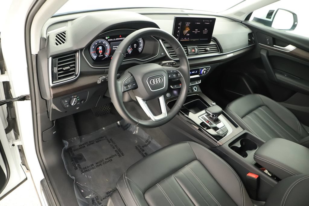 Certified 2023 Audi Q5 2.0T Premium Plus w/ Premium Plus Package AWD/4WD image 15