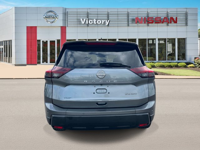 Used 2024 Nissan Rogue SV AWD/4WD image 4