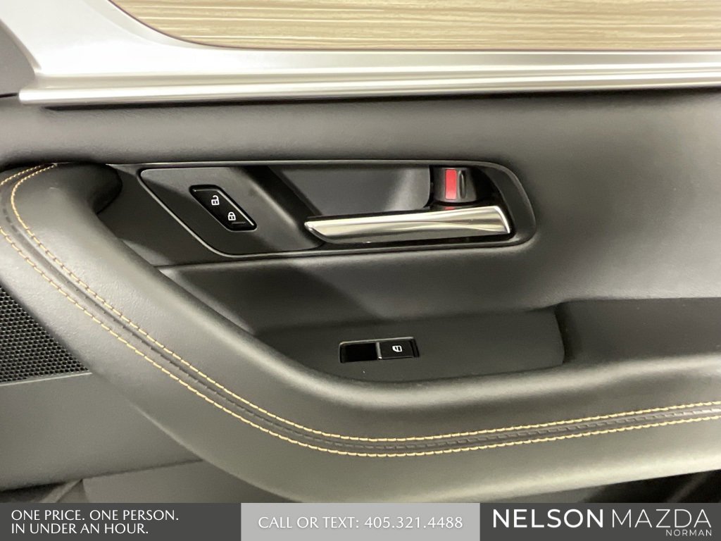 Certified 2025 MAZDA CX-90 Plug-In Hybrid w/Premium Sport image 17