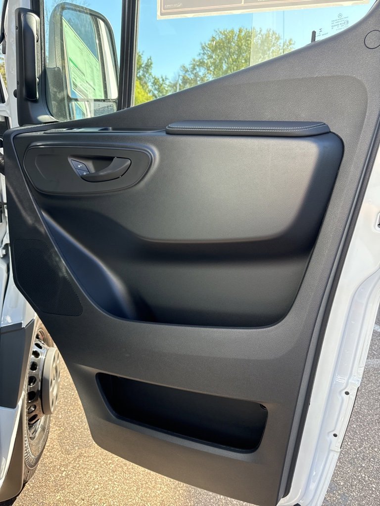 New 2025 Mercedes-Benz Sprinter 3500 image 14