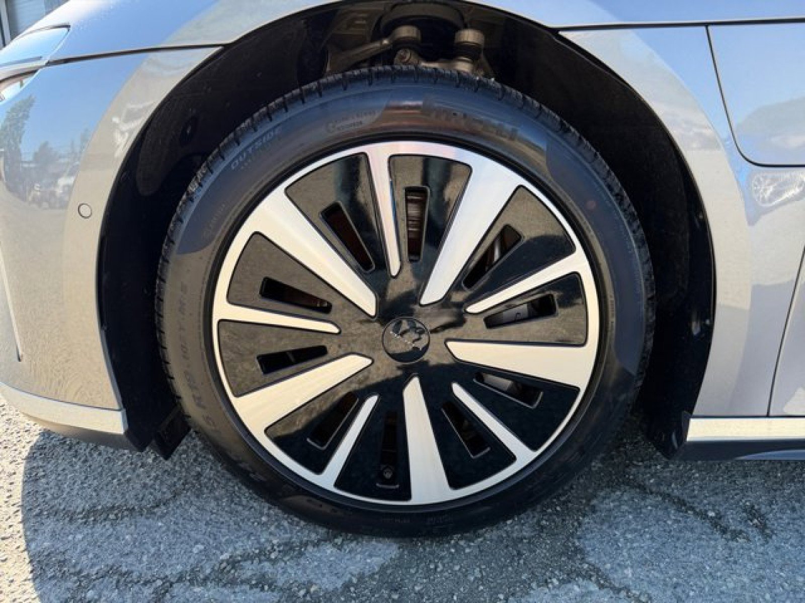 Used 2023 Lucid Air Grand Touring AWD/4WD image 9