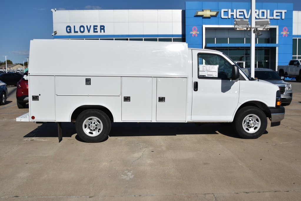 New 2025 Chevrolet Express 3500 w/ Power Convenience Package