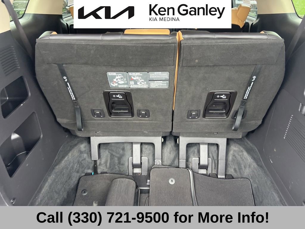 Used 2024 Kia Carnival LX FWD image 52