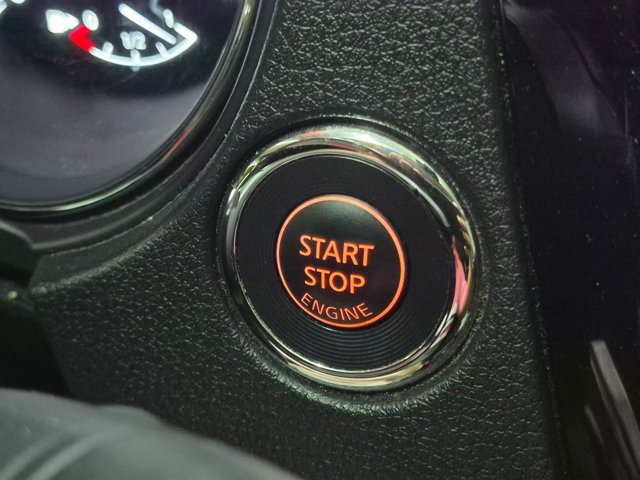 Used 2019 Nissan Rogue SV w/ Premium Package FWD image 21