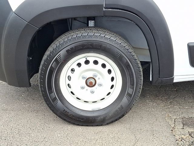 Used 2024 RAM ProMaster 2500 w/ Safety Group image 24