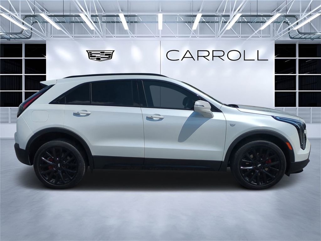 Used 2023 Cadillac XT4 Sport FWD image 2