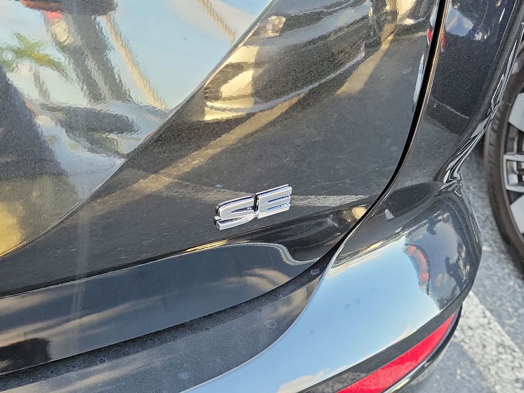 New 2025 Mitsubishi Outlander SE image 5