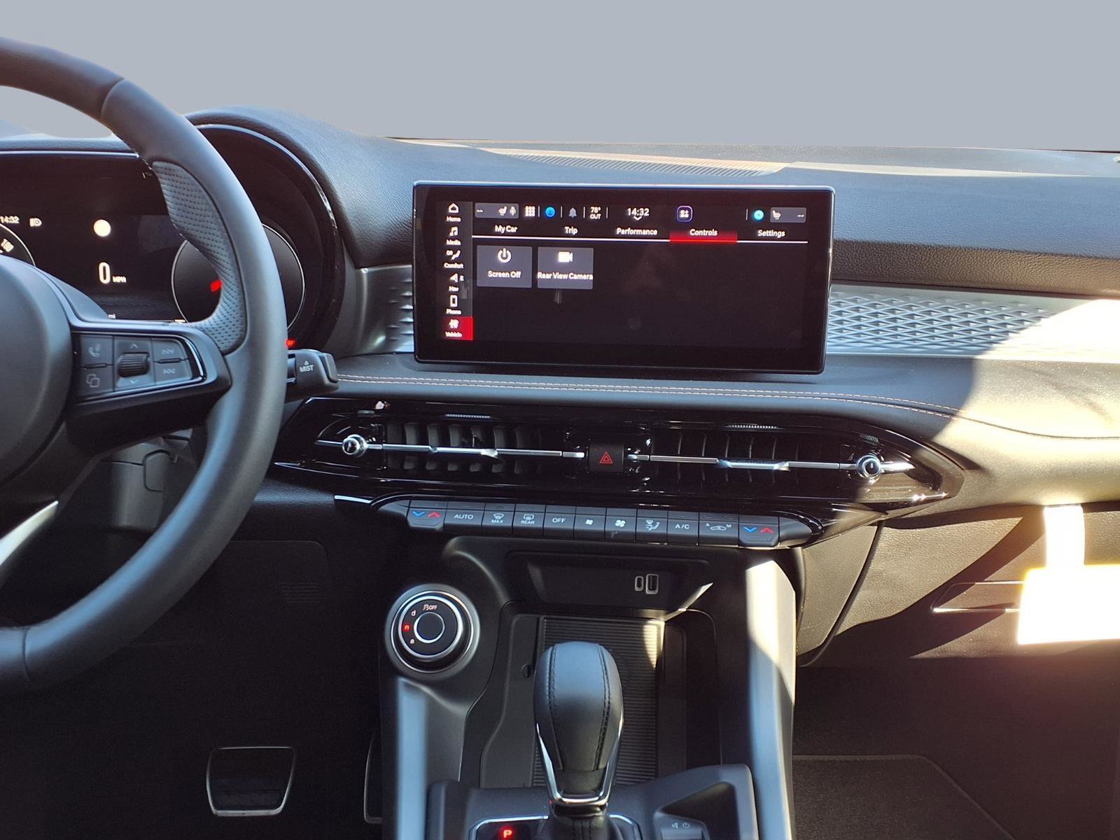 New 2026 Alfa Romeo Tonale Sprint image 13