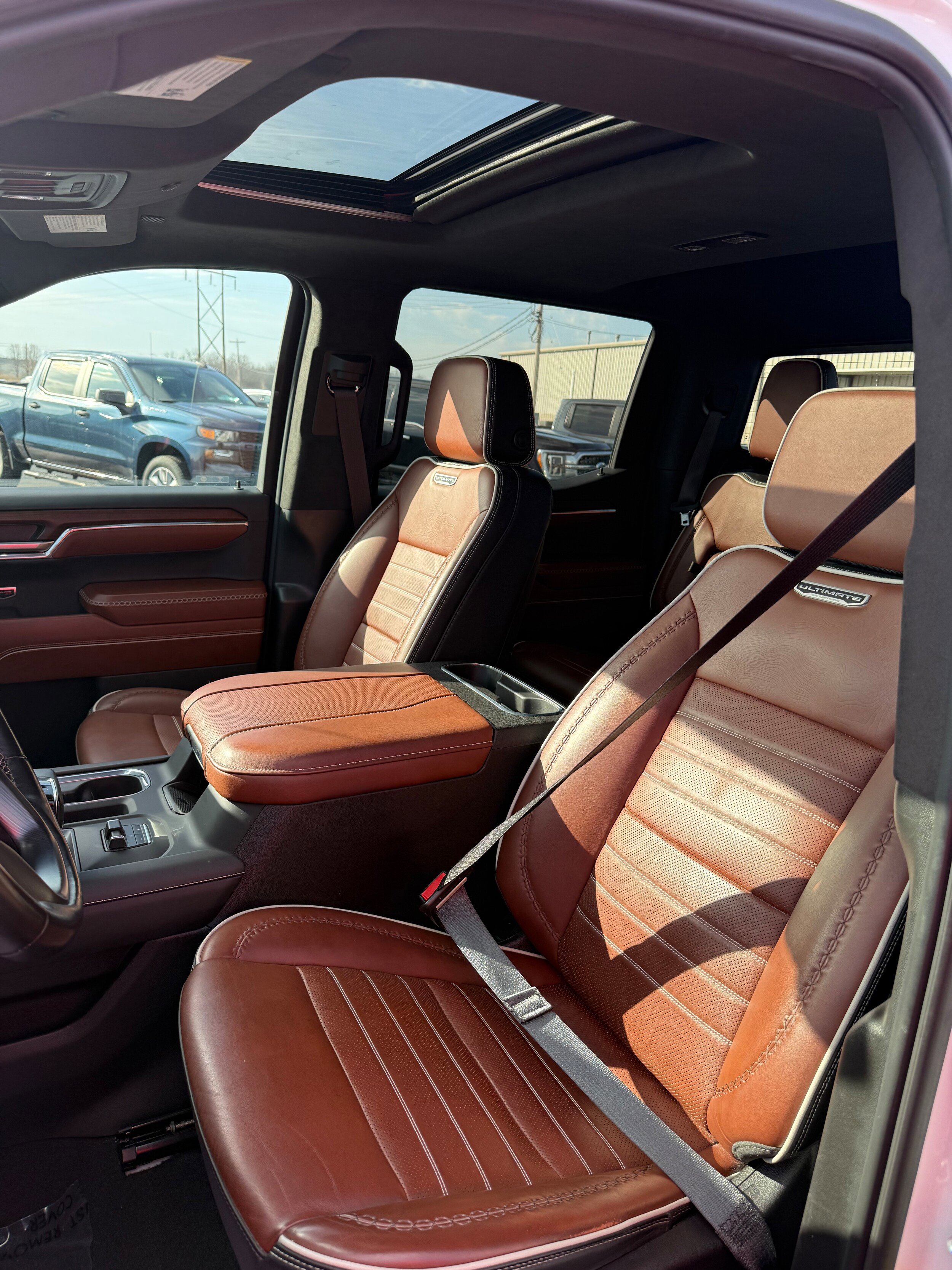 Used 2024 GMC Sierra 1500 Denali Ultimate AWD/4WD image 13
