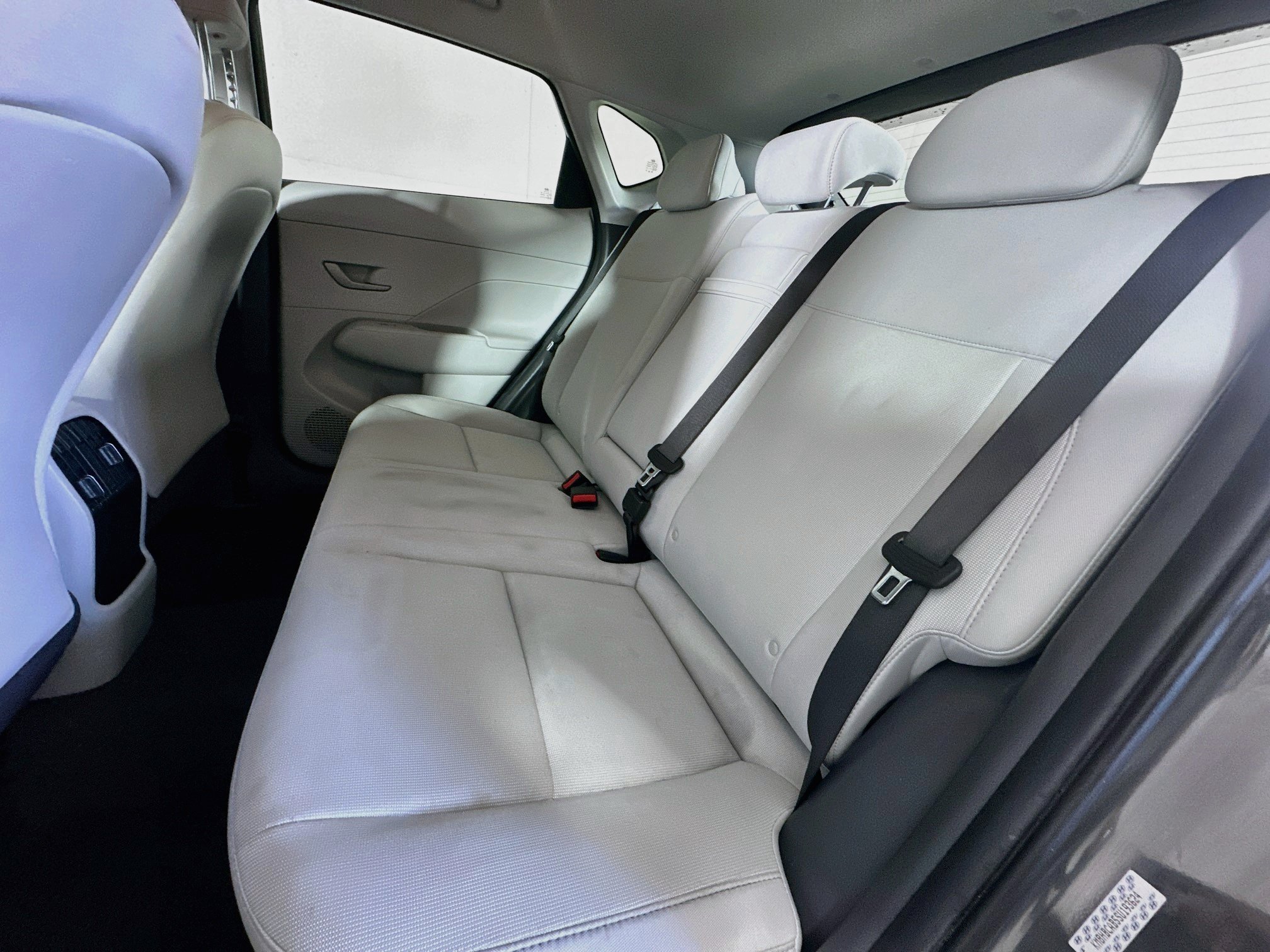 Used 2025 Hyundai Kona SEL AWD/4WD image 27