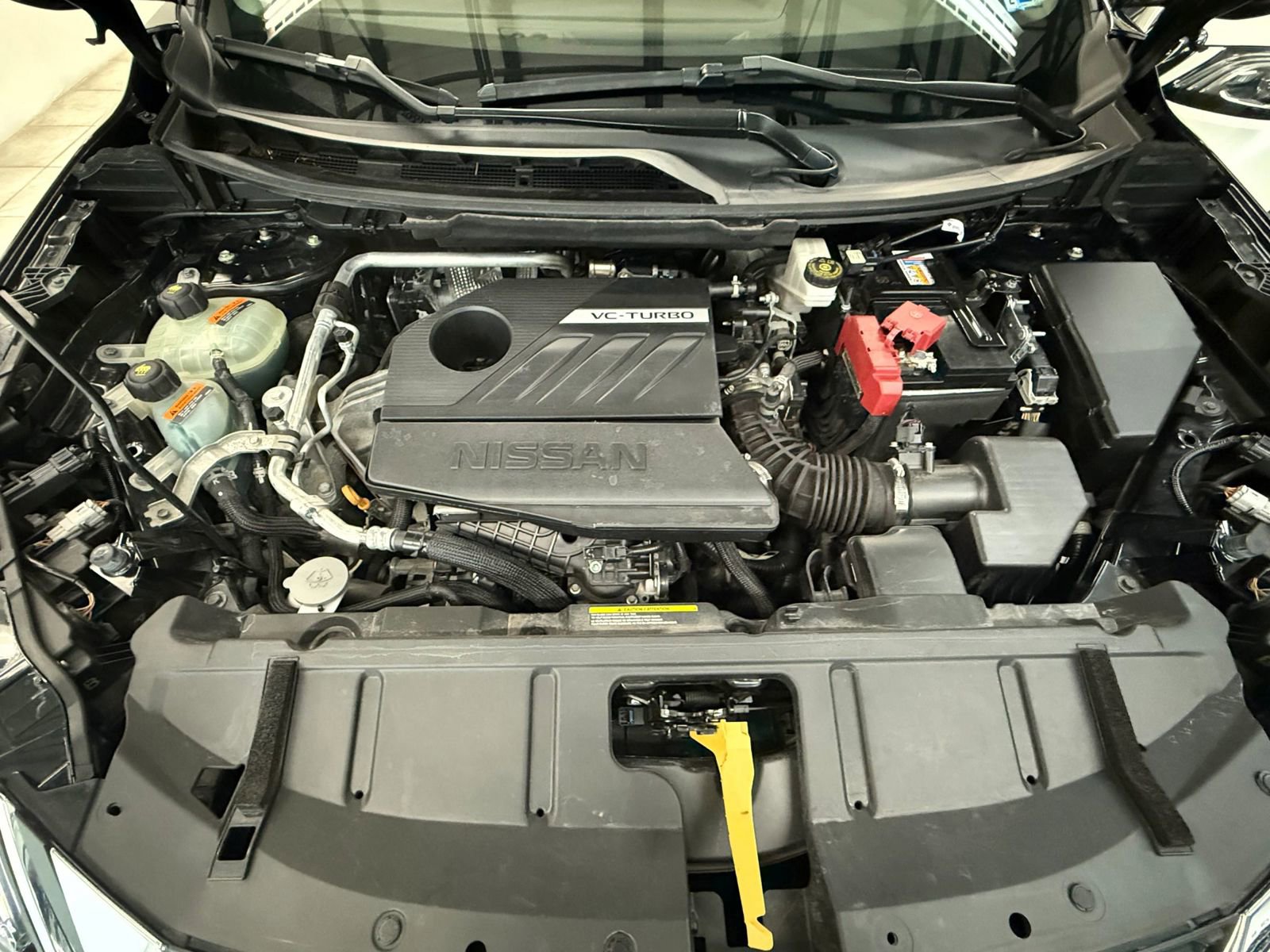 Used 2023 Nissan Rogue SV image 36