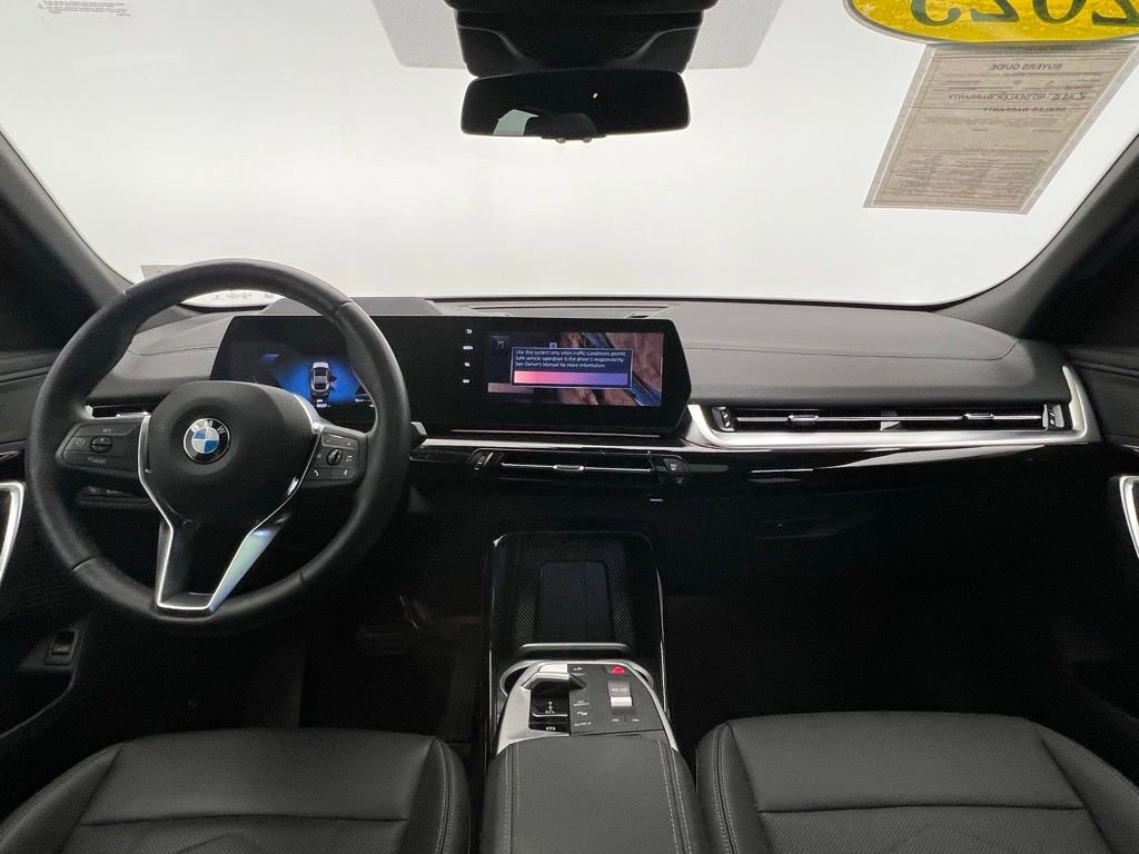 Certified 2025 BMW X2 xDrive28i image 10