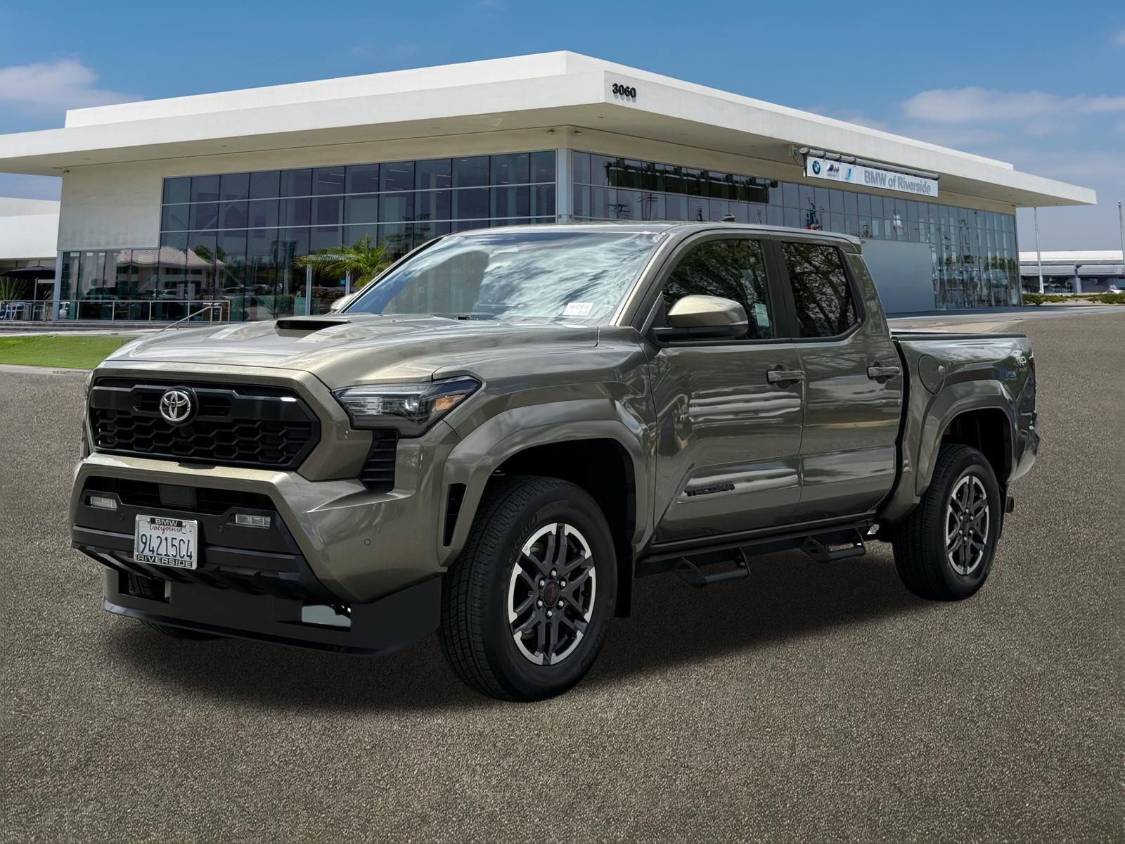 Used 2024 Toyota Tacoma TRD Sport RWD image 4