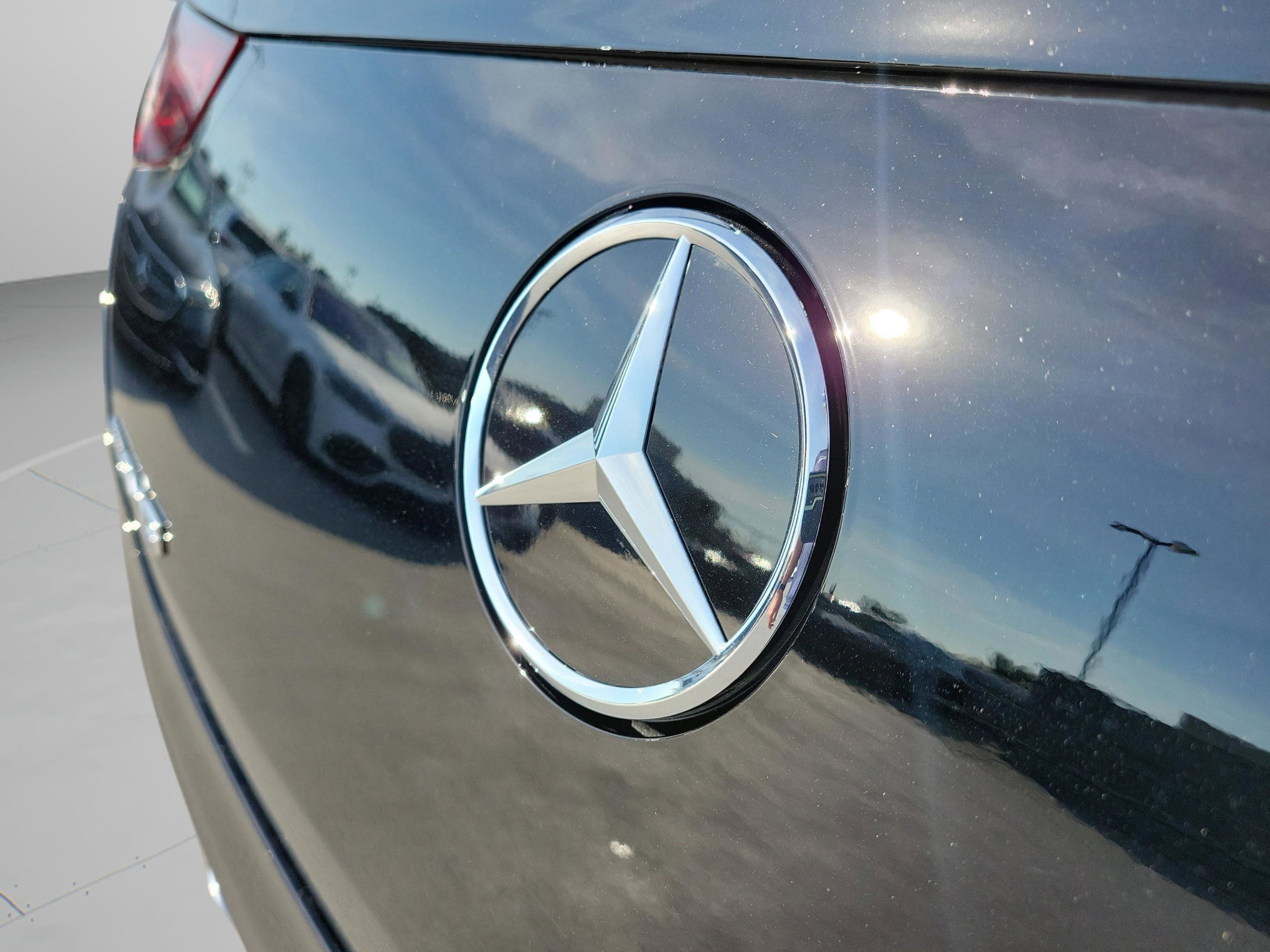 New 2026 Mercedes-Benz GLE 53 AMG 4MATIC Coupe image 7