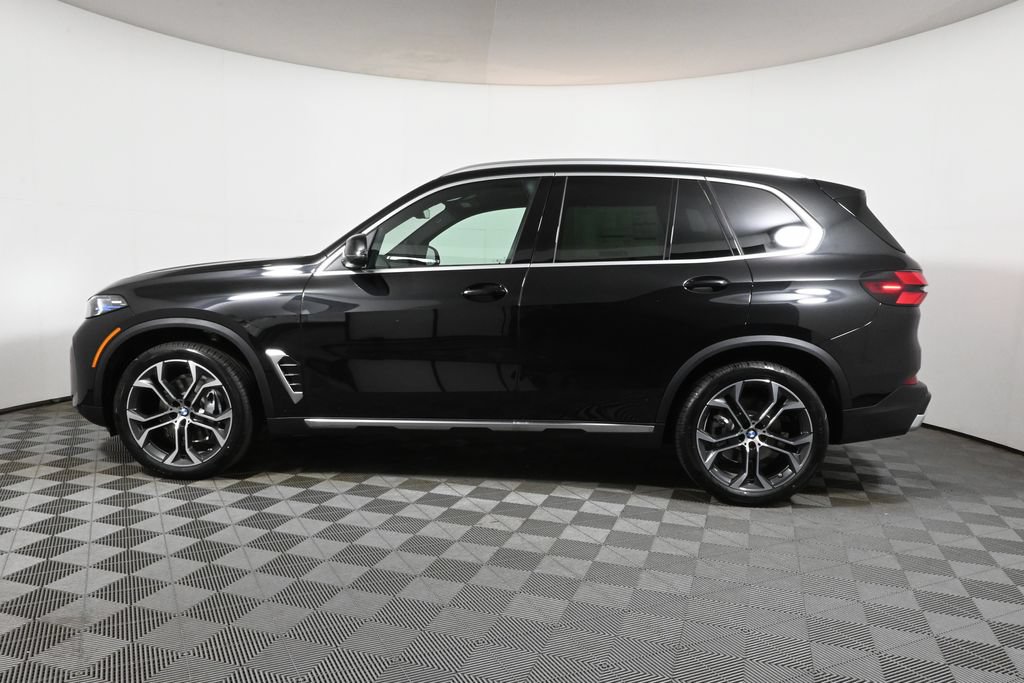 Used 2026 BMW X5 xDrive40i w/ Premium Package AWD/4WD image 2