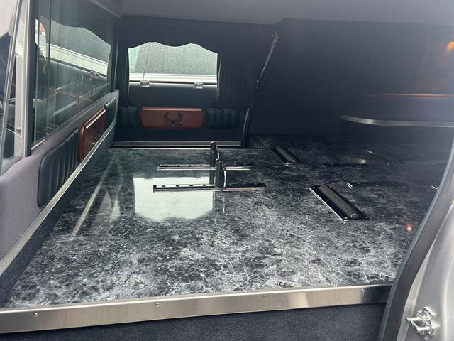 Used 2010 Cadillac DTS Hearse image 24