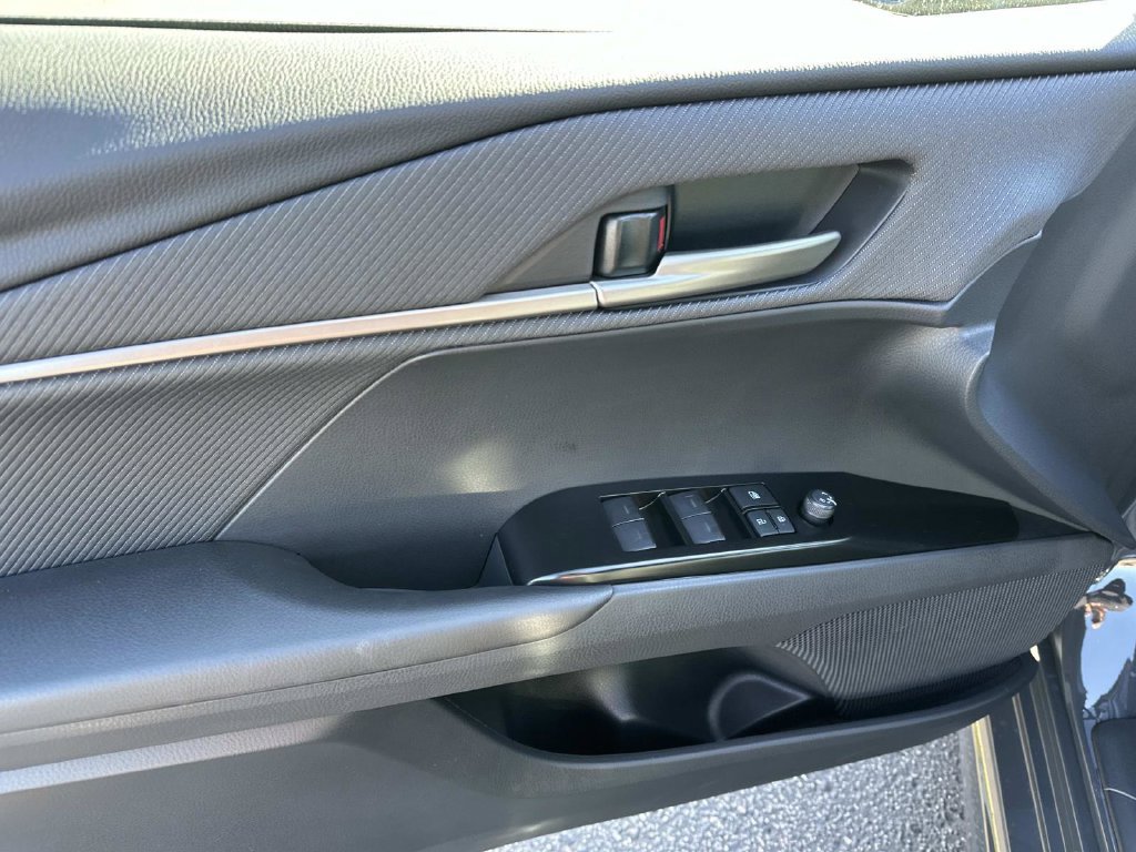 New 2026 Toyota Camry SE AWD/4WD image 14