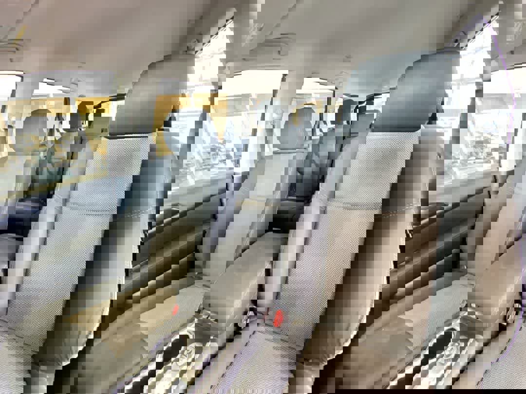 Used 2017 Nissan Pathfinder SV image 14