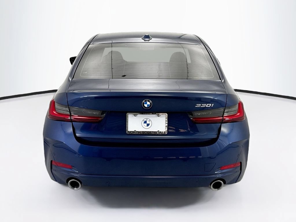 Used 2023 BMW 330i Sedan w/ Premium Package RWD image 6