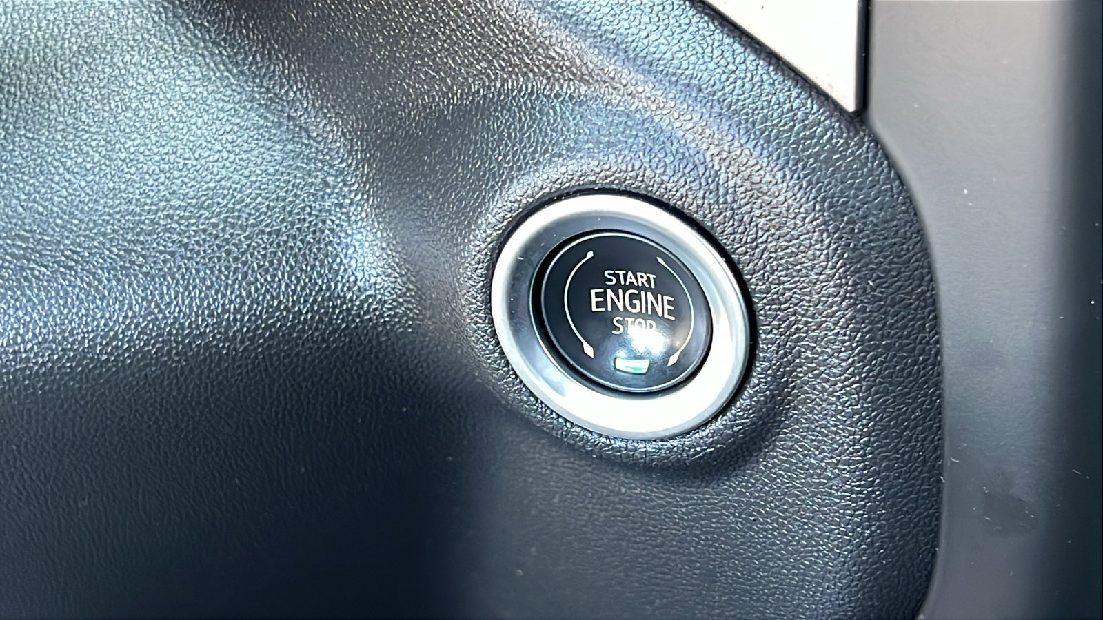 Certified 2025 Chevrolet Silverado 1500 W/T RWD image 24