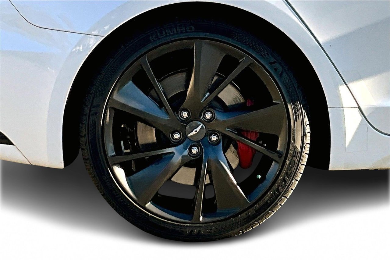 Used 2022 Genesis G70 3.3T w/ Sport Prestige Package image 35