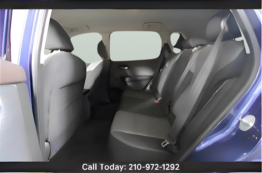 Used 2021 Nissan Rogue SV FWD image 32