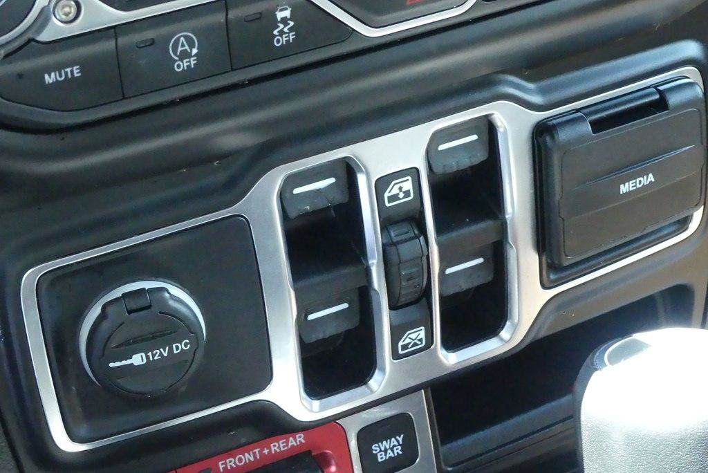Used 2020 Jeep Wrangler Unlimited Rubicon AWD/4WD image 21